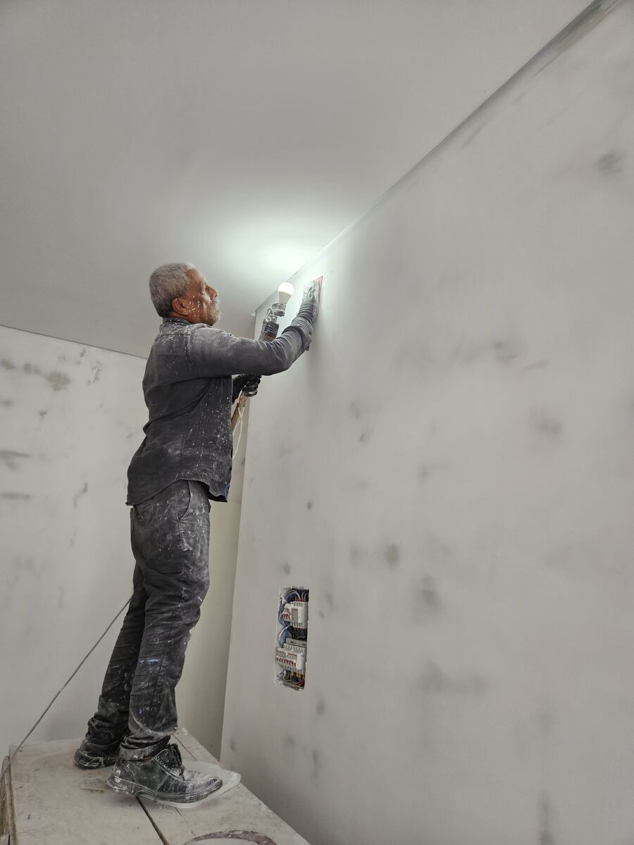 Lixamento com foco de luz rasante
